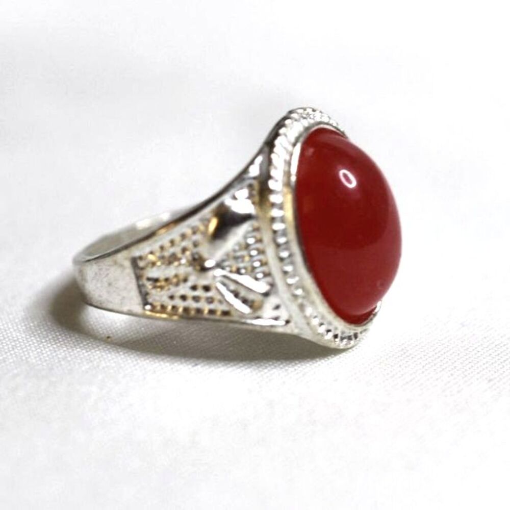 Electrifying Jellybean Red Smooth Oval Stone Etched Silver Tone Size 10 Ring